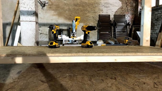 DeWalt Werkzeuge - Kappsäge und Akkuschrauber